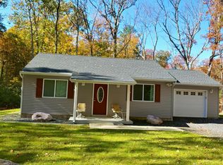 120 Lower Valley Dr, Kunkletown, PA 18058