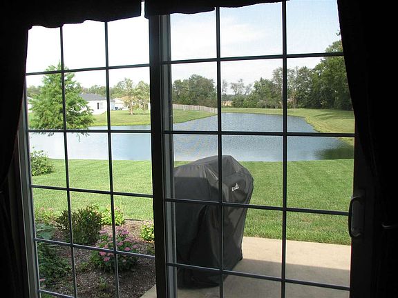3rd image of 3534 Stoney Lake Dr