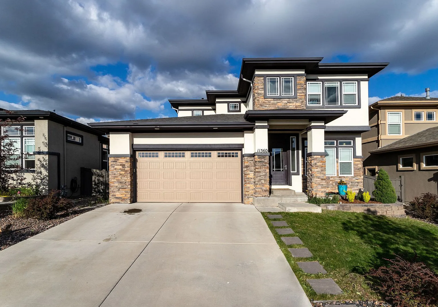 Luxury Living in The Farm with Private Backyard & Finished Basement! — Photo 1