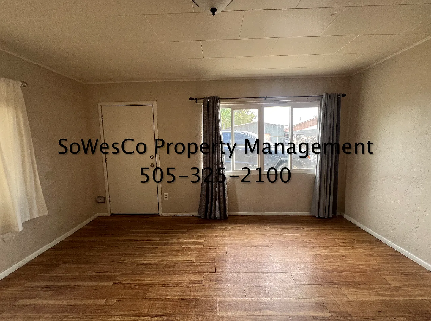 Two Bedroom Home in Central Farmington with Fenced Yard — Photo 4