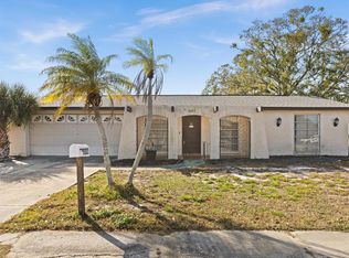 3022 Salisbury Dr, Holiday, FL 34691