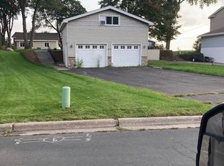 10559 Point Pleasant Rd, Chisago City, MN 55013