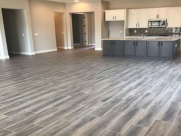 3rd image of 22673 E Silver Creek Ln