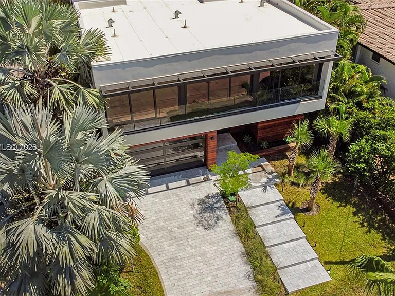 620 Solar Isle Dr — Photo 88