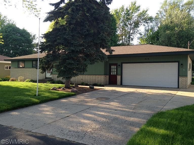 1st image of 513 Marcia Ln
