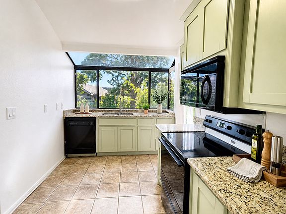 4th image of 18040 Midway Rd APT 127