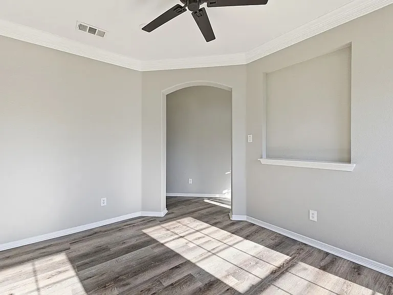 7000 Winthorp Dr — Photo 17