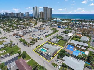 2432 Park Ave, Riviera Beach, FL 33404