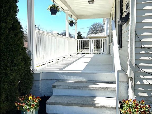 4th image of 168 Simcox St