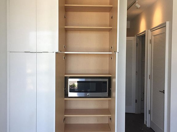 Never-used microwave included