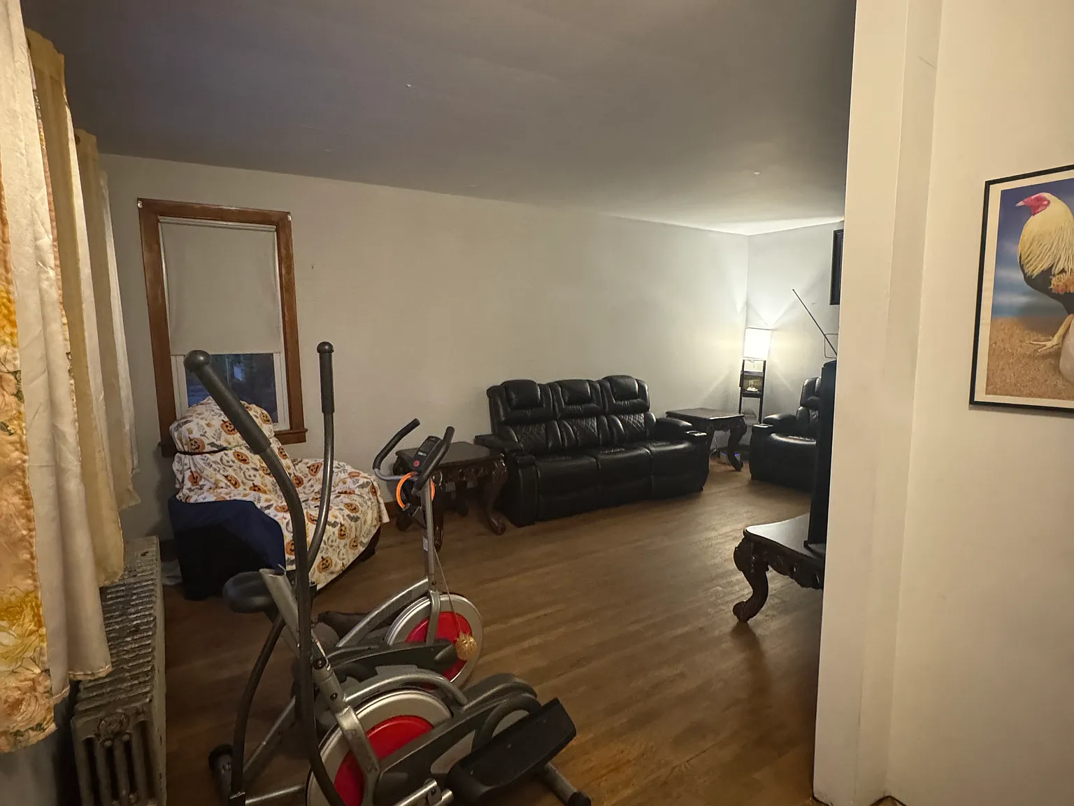 2 bed, 777 sqft, $1,600 — Photo 2