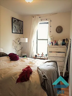 Rented by EXR | media 19