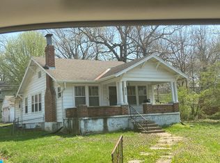 1701 S Glenwood Ave, Independence, MO 64052