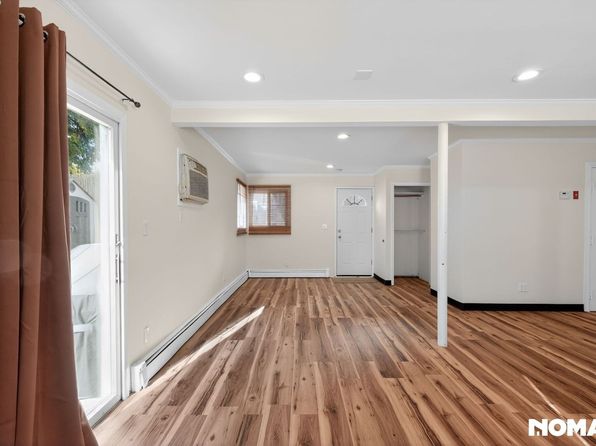 12 Talman Pl