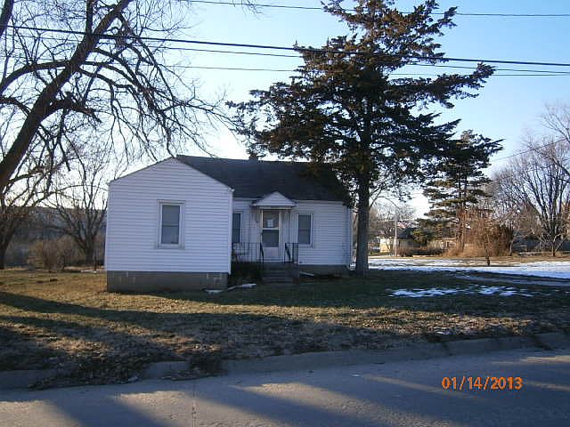 1st image of 6002 N 56th St
