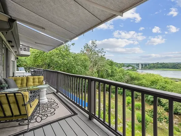 12 Squam Ln, Gloucester, MA 01930