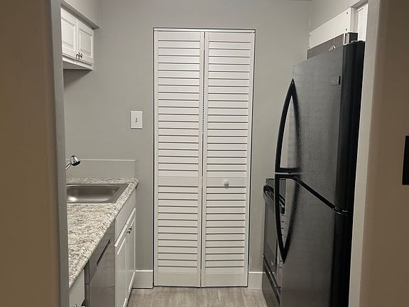 5th image of 60 State Rd Unit 3