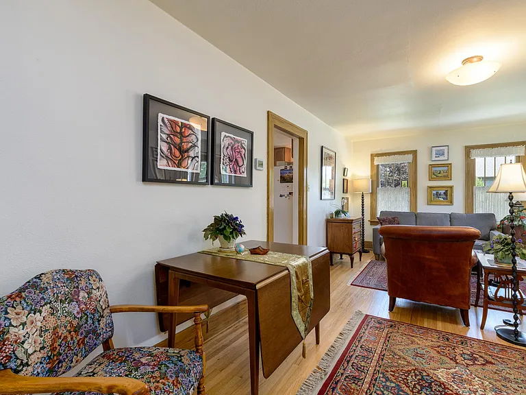 1705 S Higgins Ave — Photo 5