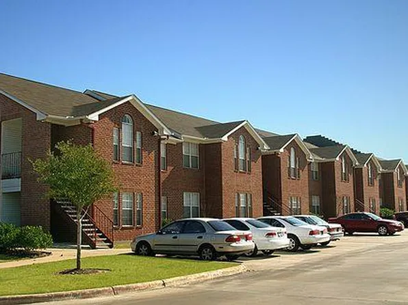 701 Balcones Dr APT 51, College Station, TX 77845