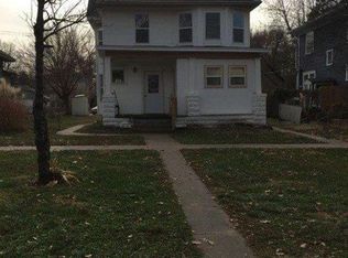 1215 Peach St, Lincoln, NE 68502