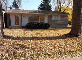 1011 Barton Dr, Ann Arbor, MI 48105