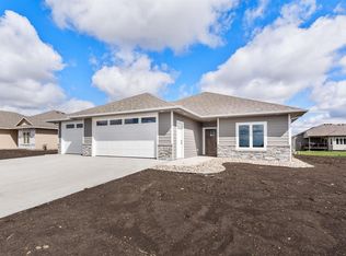 410 E 8th St, Tea, SD 57064