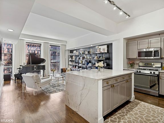 5th image of 165 N Canal St APT 1216