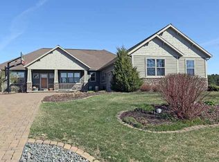 1701 Green Vistas Dr, Wausau, WI 54403