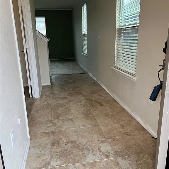 12821 Stoney Ridge Bnd — Photo 4