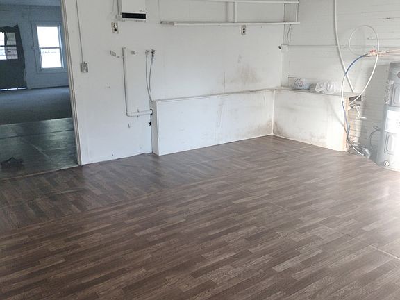 5th image of 509 Weaver St