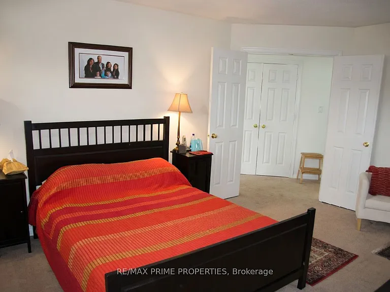 14 Forest Valley Rd — Photo 7