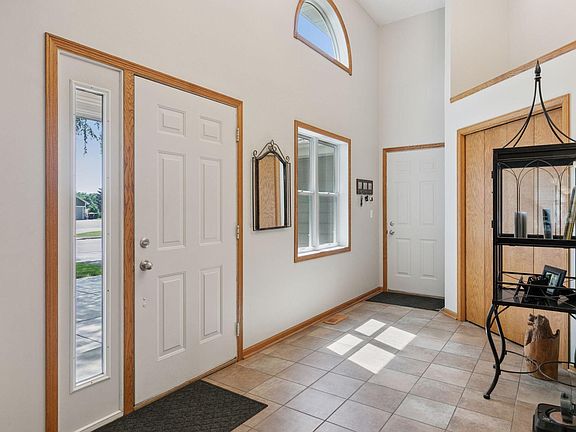 2nd image of 1312 Fremont Ct