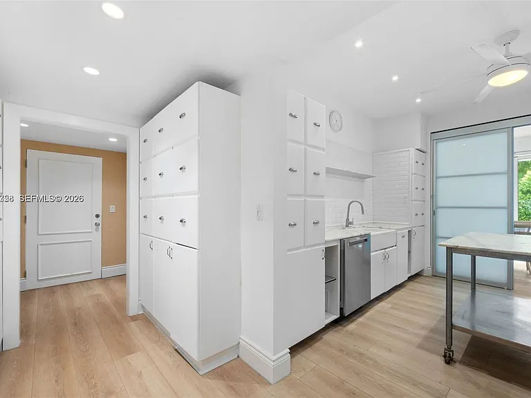 200 Ocean Lane Dr #108 — Photo 10