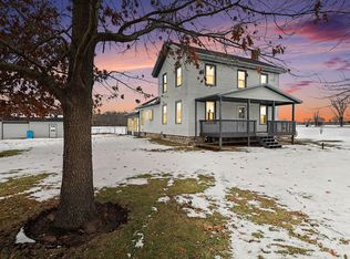 19910 Moorepark Rd, Three Rivers, MI 49093