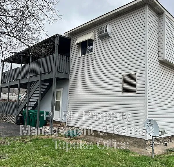 2440 S Mill St #1 — Photo 7
