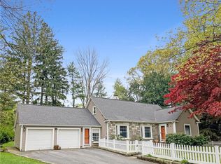 36 Bruce Ln, Warwick, RI 02886