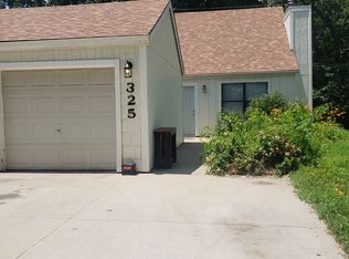 325 Northwood Ln, Lawrence, KS 66044