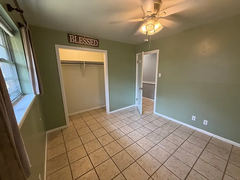 809 W Cheryl Ave — Photo 6
