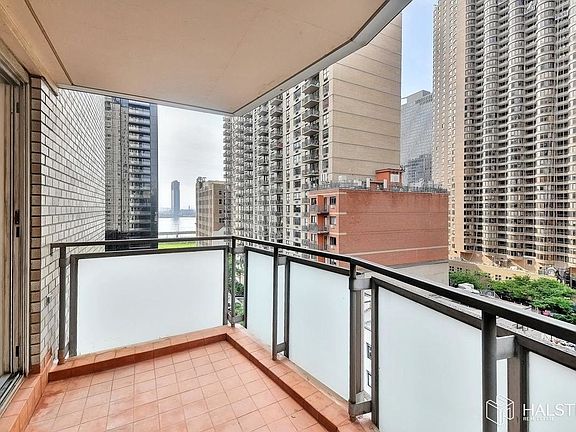 5th image of 300 E 40th St APT 9J