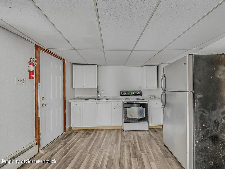 1200 Main St — Photo 18