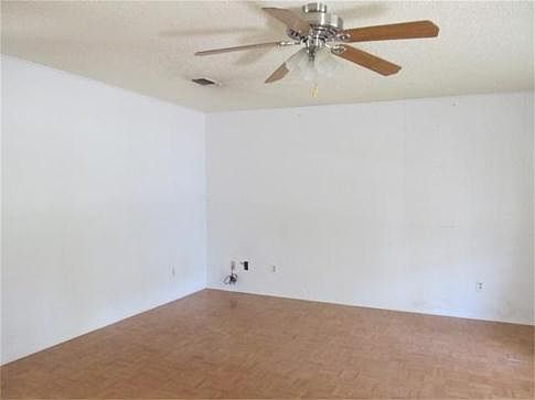 4th image of 53 Buena Vista Dr