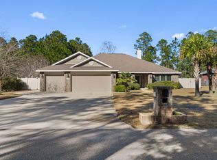 2448 Cove Rd, Navarre, FL 32566