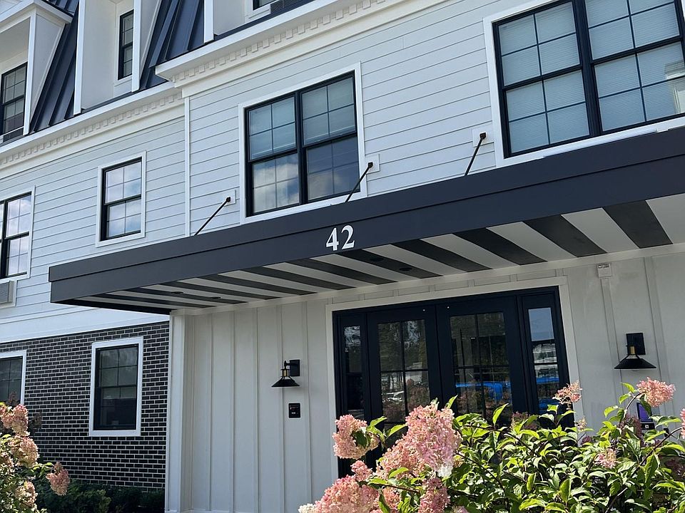 The Lofts at Maple & Main 42 Maple Ave Smithtown NY Zillow