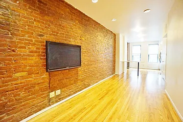 Rented by Best Apartments North Inc