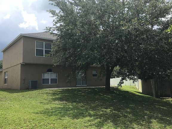 4th image of 5024 Fiske Cir