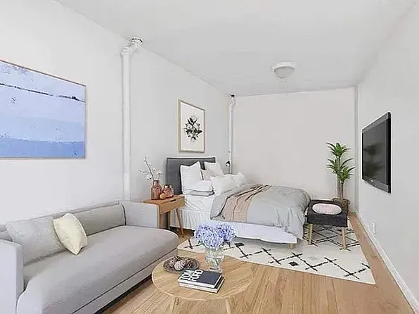 94 Saint Marks Pl, New York, NY
