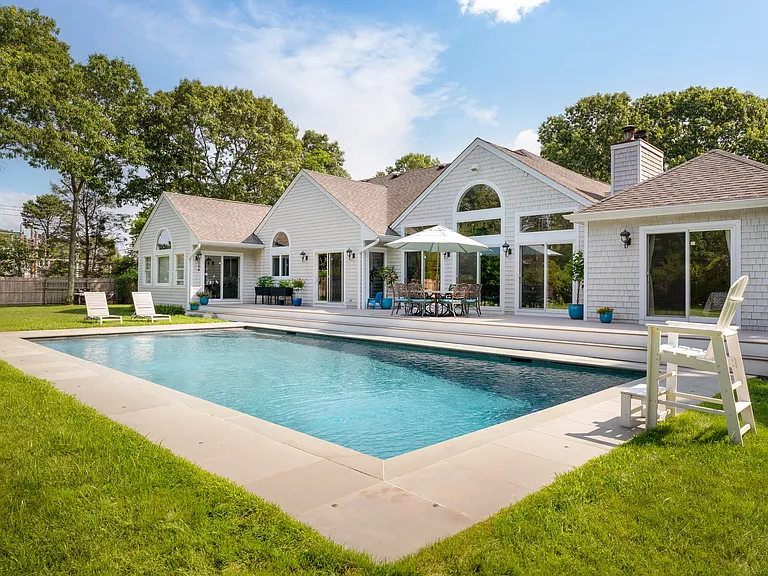 5 Old Fields Ln — Photo 2