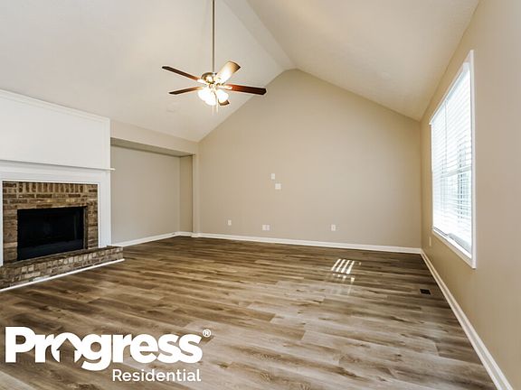 5th image of 445 Eagles Nest Cir