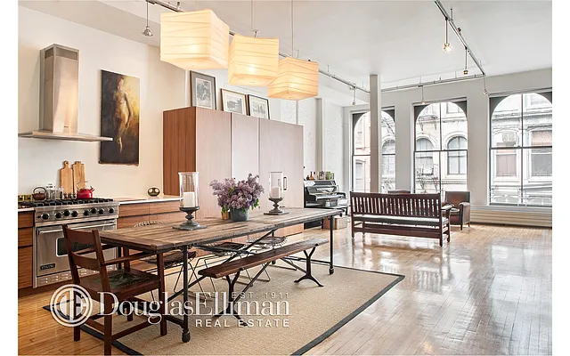 Sold by Douglas Elliman | media 18