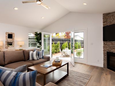 388 E 19th St, Costa Mesa, CA, 92627